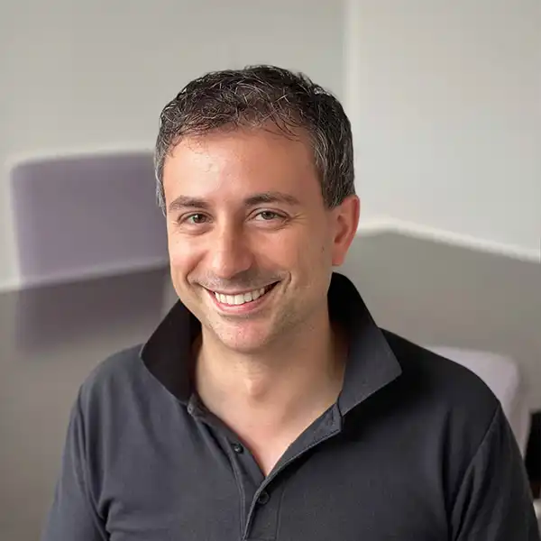 Roberto_Farina
